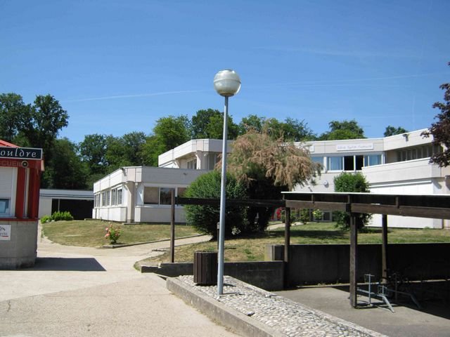 entrée élève et loge